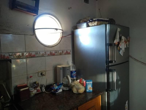 Imagen 4 de 11 de Oportunidad: Dpto De 3 Ambientes + 3 Locales A La Venta En