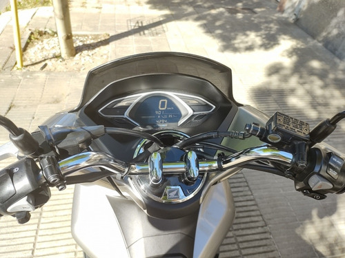 Imagen 4 de 7 de Honda Pcx 150 Línea Nueva