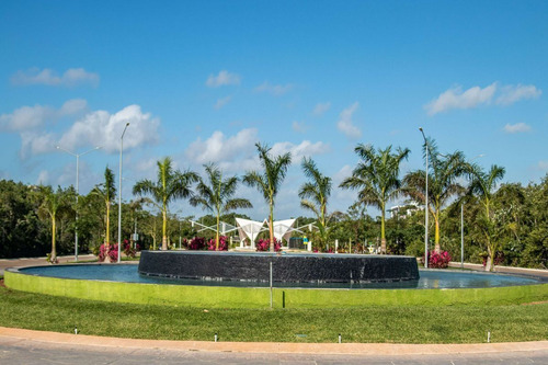 Casa · 3 Recámaras · Alberca · Residencial Arbolada · Av. Huayacan