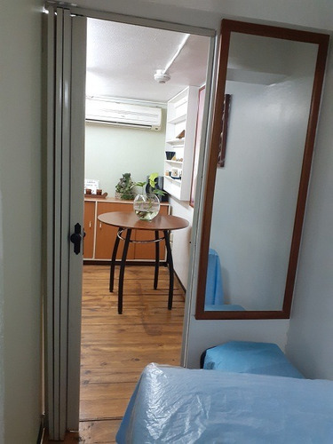 Fondo Comercio Peluqueria Con Mobiliario,7puestos De Trabajo, Las Acacias (cerca Av. Roosevelt)