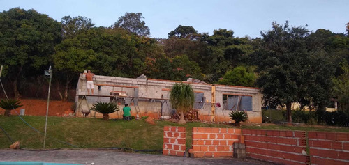 Imagem 6 de 14 de Chacara Em Atibaia!