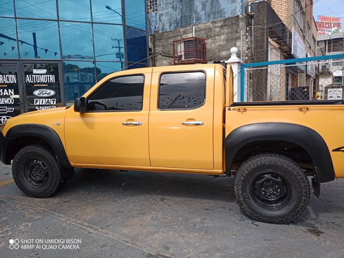 Imagen 10 de 15 de Mazda Bt-50, 2,6, 4x4