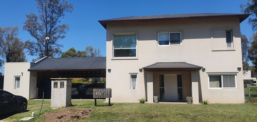 Imagen 2 de 14 de Vendo Casa Barrio Álvarez Del Bosque (oportunidad!!)