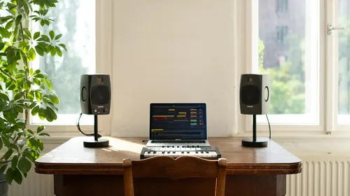 Monitores De Estudio Adam Audio D3v C/ Conecxión Usb-c (par)