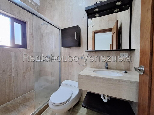 Apartamento En Alquiler Terrazas Del Country Valencia, Espectacular Apartamento Con Acabados De Lujo, Hermosas Vistas A Los Campos De Golf Y Dique De Guataparo, Doble Anillo De Seguridad. Dapo