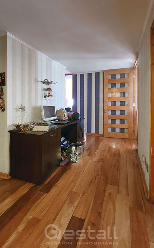 Departamento En Venta De 3 Dorm 3 Baños. En Las Condes