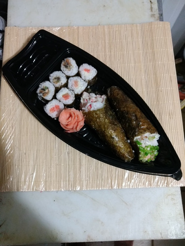 Imagem 3 de 3 de Comida Japonesa.