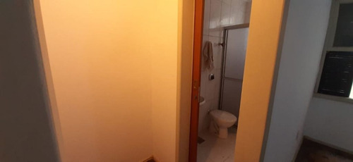 Imagem 9 de 11 de Apartamento Com 1 Dormitório Para Alugar, 45 M² Por R$ 700/mês - Cidade Baixa - Porto Alegre/rs - Ap0666