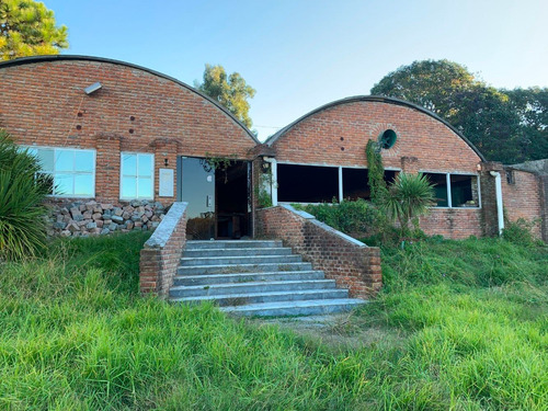 Venta Gran Terreno Mas Casa Mas Salones Mas Galpones