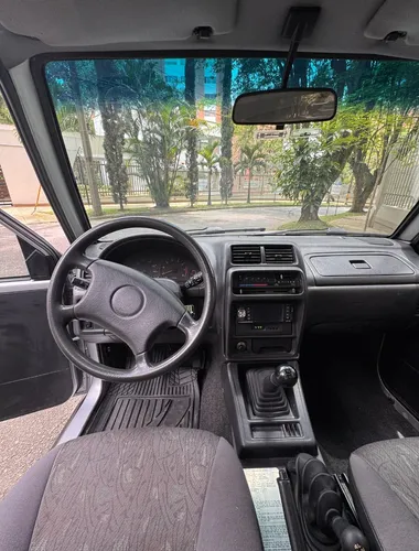 Chevrolet Vitara 1.6l 97 hp