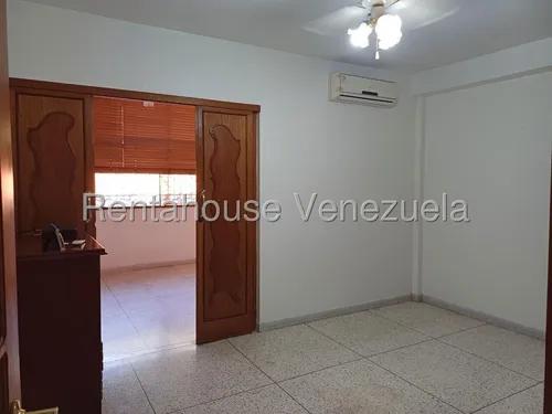 Casa En Venta Montalbán I