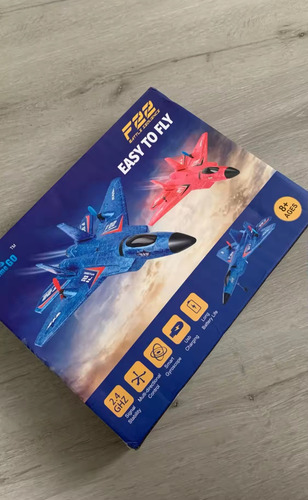 A Control Remoto Avion F22 Con 1 Bateria Extra