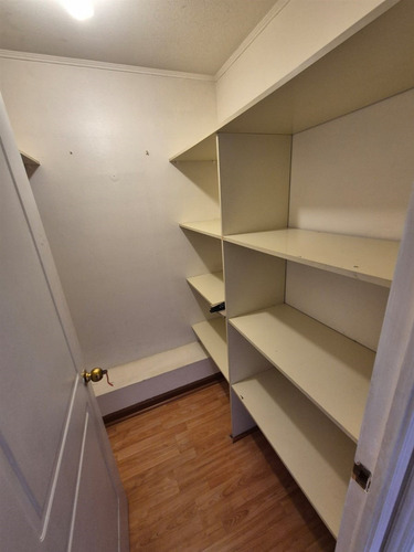 Arriendo Casa Con Piscina 4d 3b 1b 1e En Peñalolén.