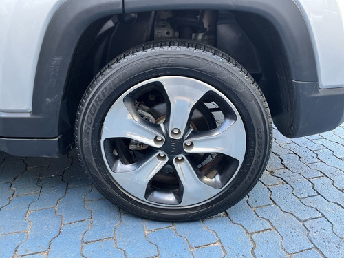 Imagem 9 de 13 de Jeep Compass 2.0 Longitude 4x2 (aut) (flex)