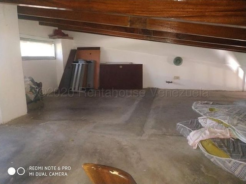 Imagen 11 de 28 de En Venta Hermoso Townhouse En Rio Chico Urbanizacion La Popita
