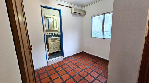 Ph En Venta Multifamiliar 4 Amb Mas 2 Departamentos En San Cristóbal. Apto Profesional.