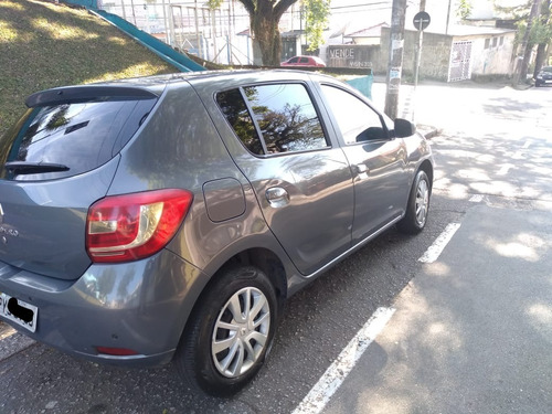 Renault Sandero Expression 1.0