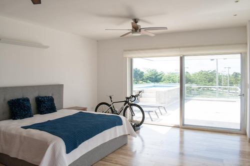 Imagen 12 de 30 de Casa En Venta En Mérida En Privada De Lujo Con 10 Recámaras