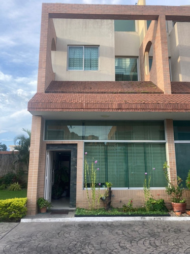 Imagen 1 de 25 de Town House En Alquiler En El Conjunto Residencial Antares Homes Ubicado En Mañongo Lino Juvinao