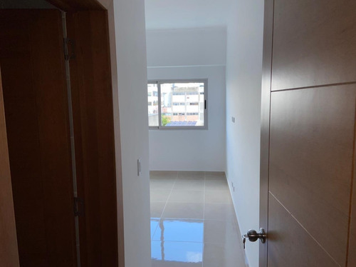 Imagen 5 de 14 de Hermoso Apartamento En Torre Con Área Social Bella Vista