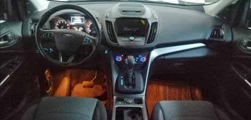 Imagen 6 de 13 de Ford Escape Se Plus 2017