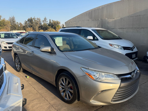 Toyota Camry 2.5 Xle L4 Navi At