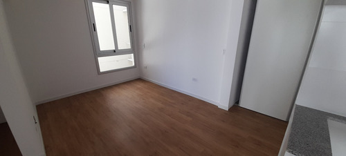 Imagen 9 de 13 de Moderno 2 Amb A Estrenar Con Balcón