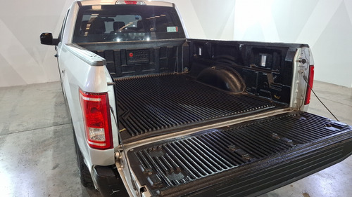 Ford F-150 5.0 XL SUP CAB 4X2 V8 AT