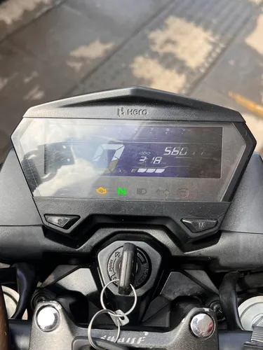 Vendo Hero Hunk 160r Único Dueño Con Accesorios