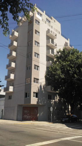 Departamento Con Balcón Terraza En  Venta A Estrenar