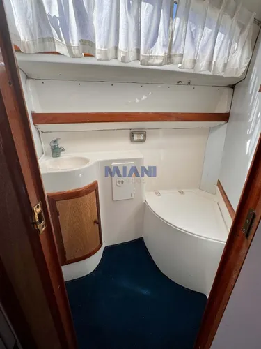 Custon Special/ Mercruiser 220hp Circ Cerrado/ Aire/ Calef