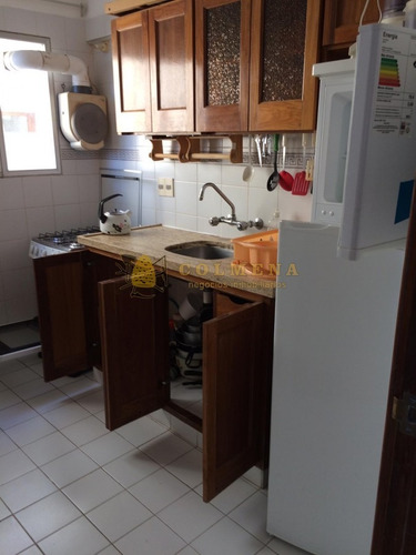Apartamento En Peninsula En Rambla Brava Frente Al Mar En 1era Linea 3 De 2 Baños Terraza Amplia Con Partillero Parrillero Y 2 Garajes. Consulte!!!!!!- Ref: 2354