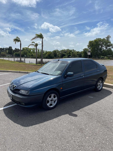 Imagen 1 de 16 de Alfa Romeo 146 1997 2.0