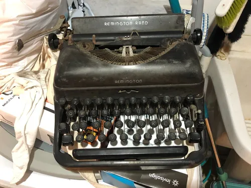 comprar Maquina De Escrever Remington Rand Antiga No Estado P\u002F Decor comprar Maquina De Escrever Remington Rand Antiga No Estado P\u002F Decor