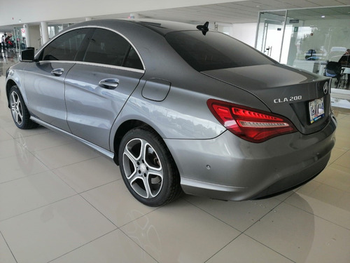 Imagen 4 de 10 de Mercedez Benz Cla 200 2017