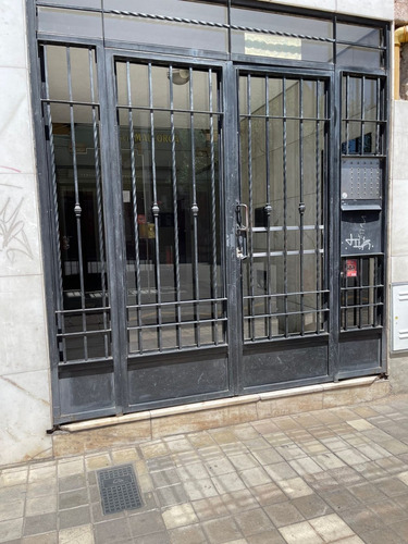 Imagen 2 de 14 de Dpto En Venta Av. General Paz 544 Barrio Centro