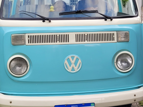 Volkswagen Kombi 1.6 Standard 4p