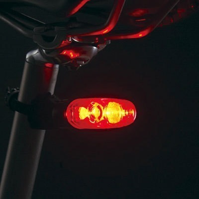 Imagen 7 de 9 de Luz Trasera Bicicleta Cateye Tl-ld630 Flashing 3 Func 3 Leds