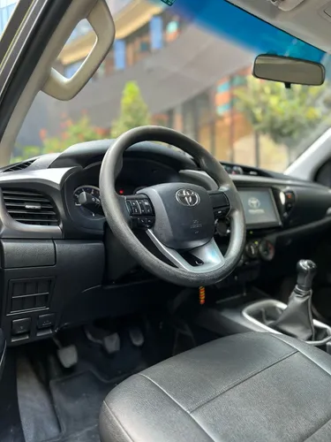 Toyota Hilux 2.4l