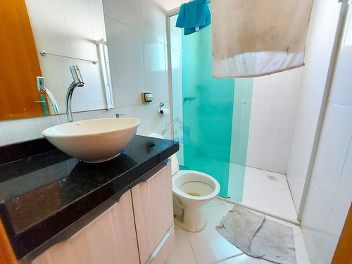 Sobrado Triplex À Venda No Bairro Novo A, No Sitio Cercado, Com Opção De 3 Quartos, Podendo Ser Financiado. - Ca00547 - 33692869