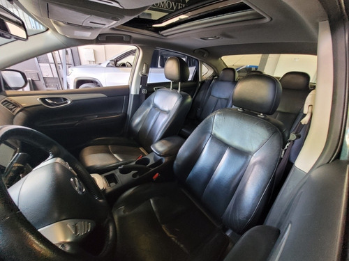 Imagem 8 de 15 de Nissan Sentra 2014 2.0 Sl Flex Aut. 4p
