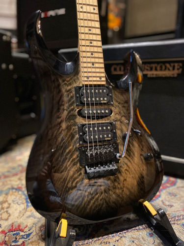 Guitarra Cort Superstrato X-11qm - Usada