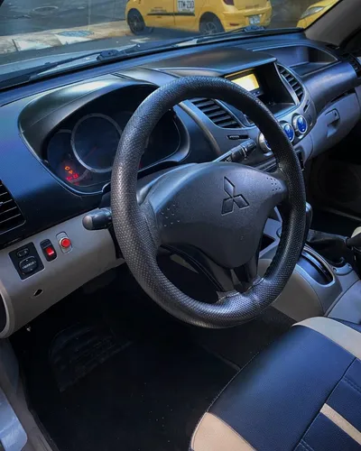Mitsubishi L200 Sportero 2.5 Superlujo