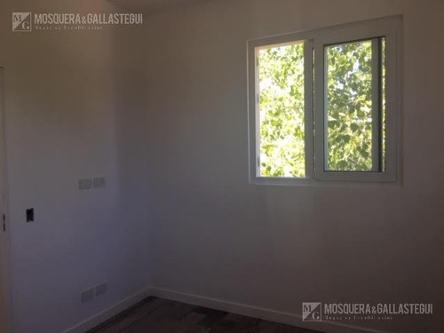Imagen 9 de 19 de Importante Casa En Santa Barbara
