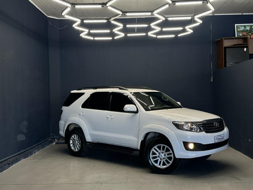 Toyota Hilux SW4 2.7/ 2.7 Flex 16V Aut.