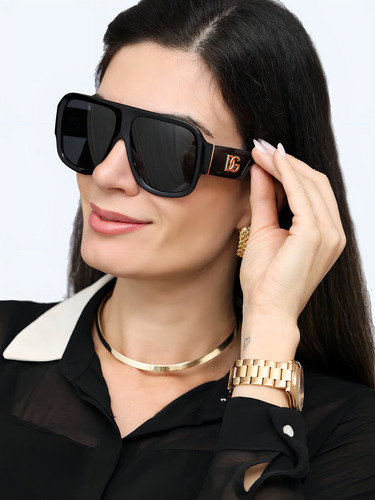 Lentes Sol Dolce & Gabbana Dg4401 Square Oversized Italy 58 Lente Gris Oscuro Varilla Negro/dorado Armazón Black Gold Dark Grey 501 87 Diseño Iconic Square