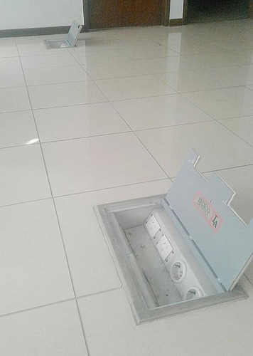 Imagen 20 de 23 de Venta De Oficina En La Zona De Tribunales Muy Grande Con 5 Despechos Muy Amplia Y Reciclada A Nuevo