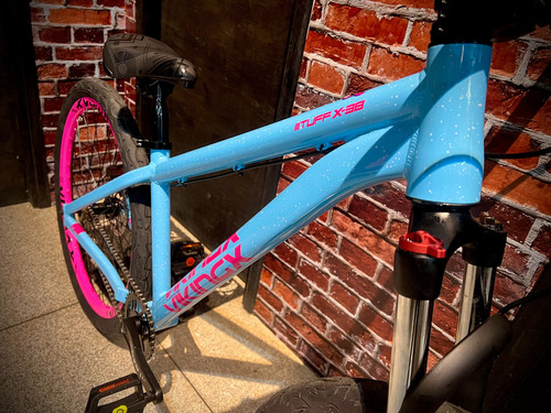 Bicicleta Vikingx Aro 26 21v Freio Disco Hidraulico Tuff 38 Cor Azul Celeste Rosa Rosa Tamanho Do Quadro 13.5