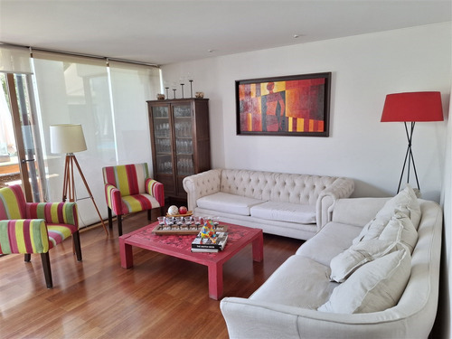 Casa En Arriendo De 4 Dorm. En Lo Barnechea