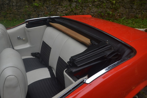 Ford Mustang Conversivel